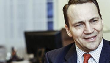 Глава МИД Польши Сикорский признался в нежелании Варшавы защищать Киев  